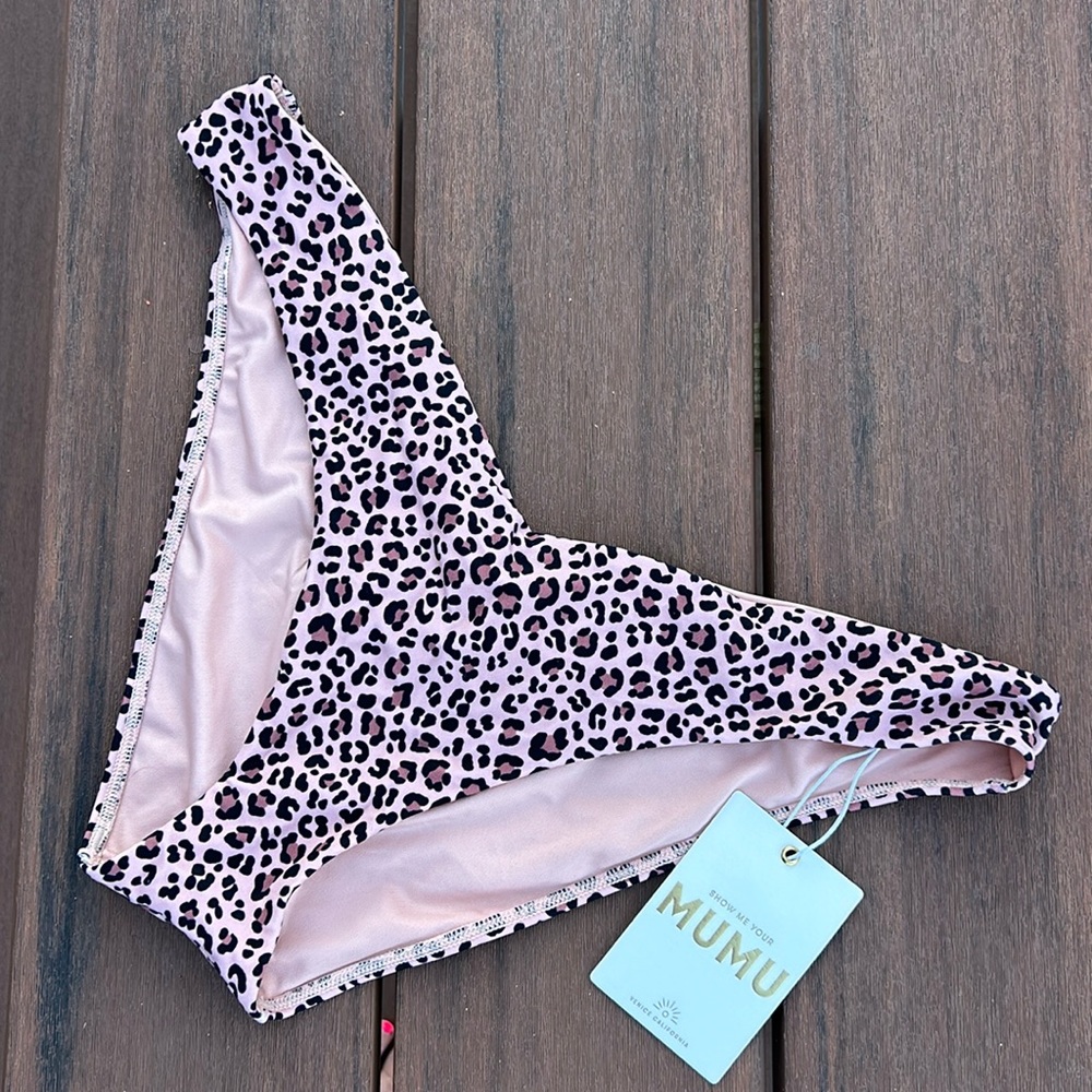 NWT Show Me Your Mumu Wave Bottom in Swimming Cheetah